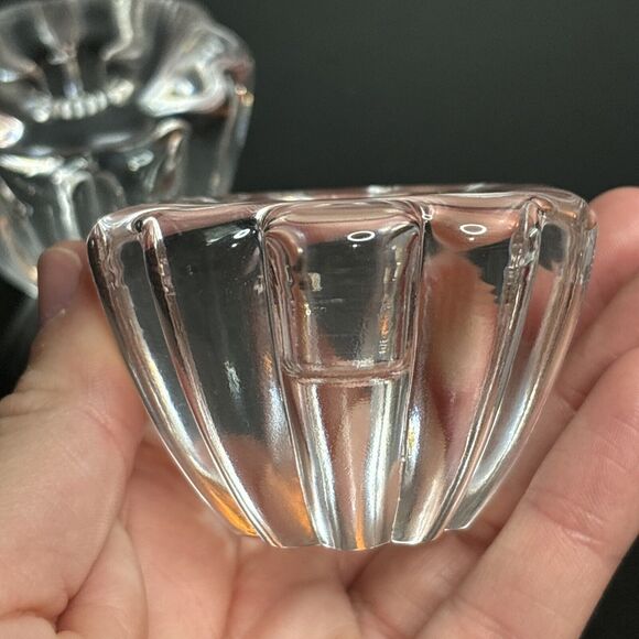 Pair of Vintage Orrefors of Sweden Flower Candle Holders for Mini Tapers Signed - Picture 12 of 13